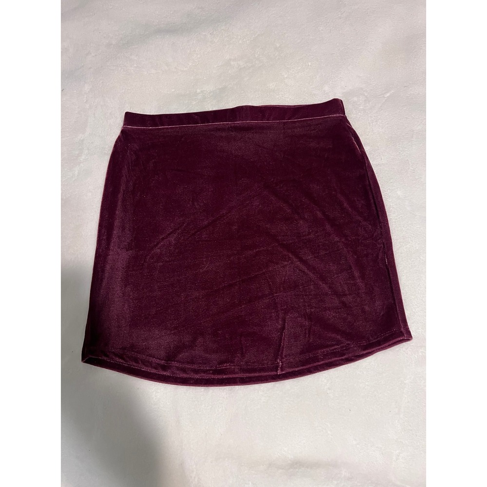 NWT Forever 21 Mini Skirt Burgundy Velvet Y2K Glam Bodycon Soft Glam